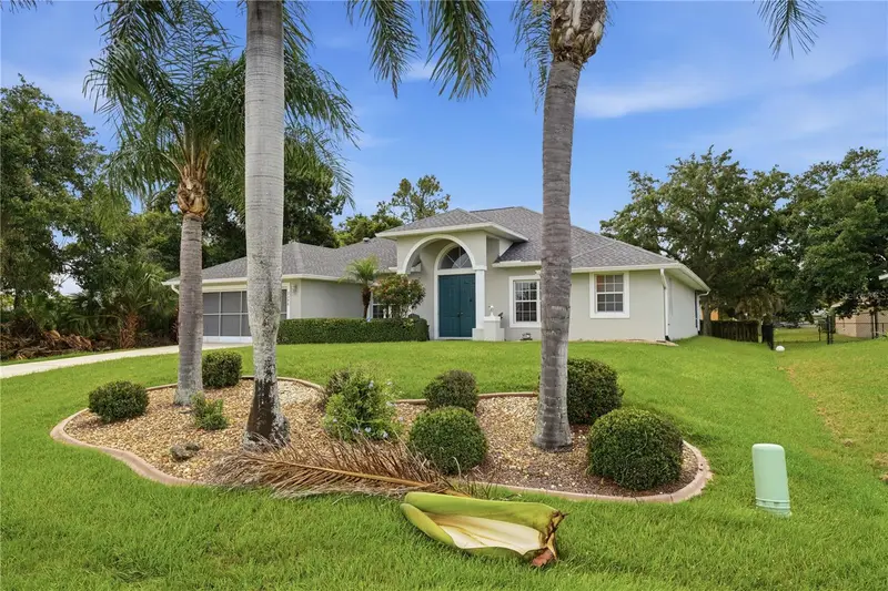 2596 Shalimar Ter, FL
