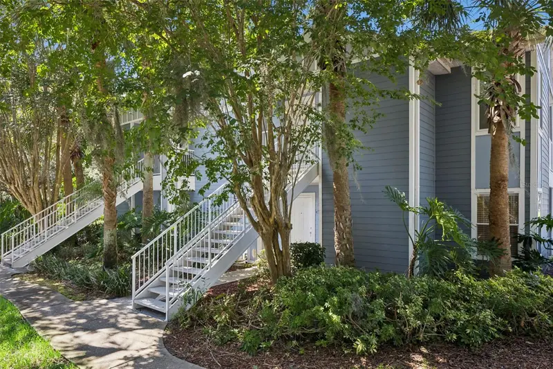 2532 Grassy Point Dr #100, FL