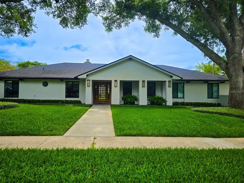 220 Adams Dr, FL