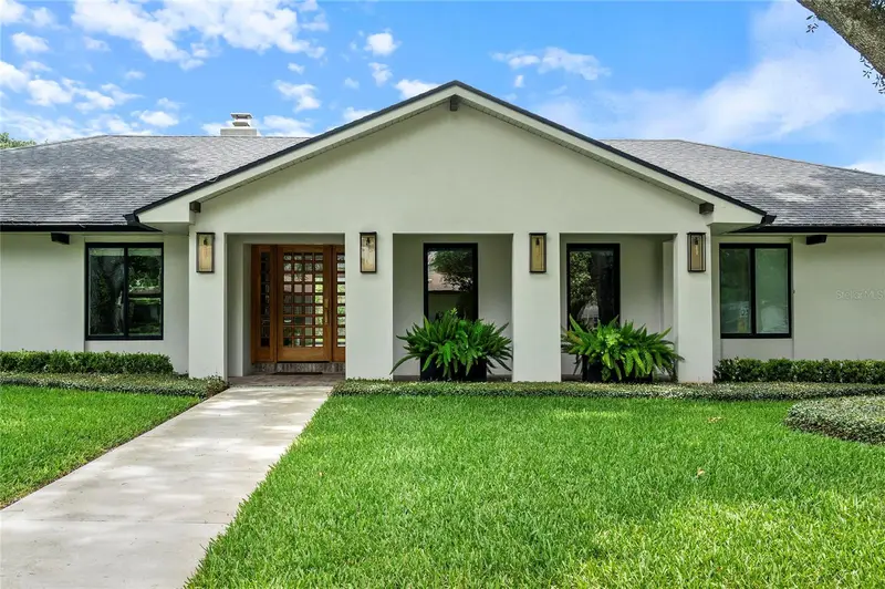 220 Adams Dr, FL