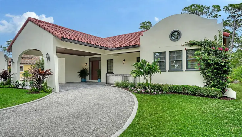 360 N Point Rd, FL