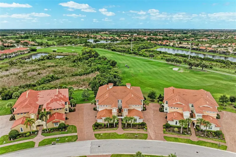202 Bella Vista Ter #28d, FL