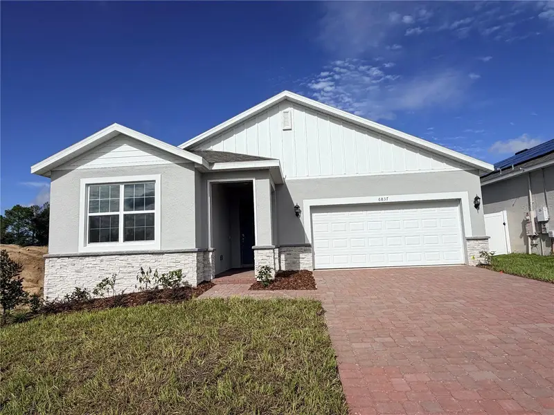 6837 Serpent Hawk Ln, FL