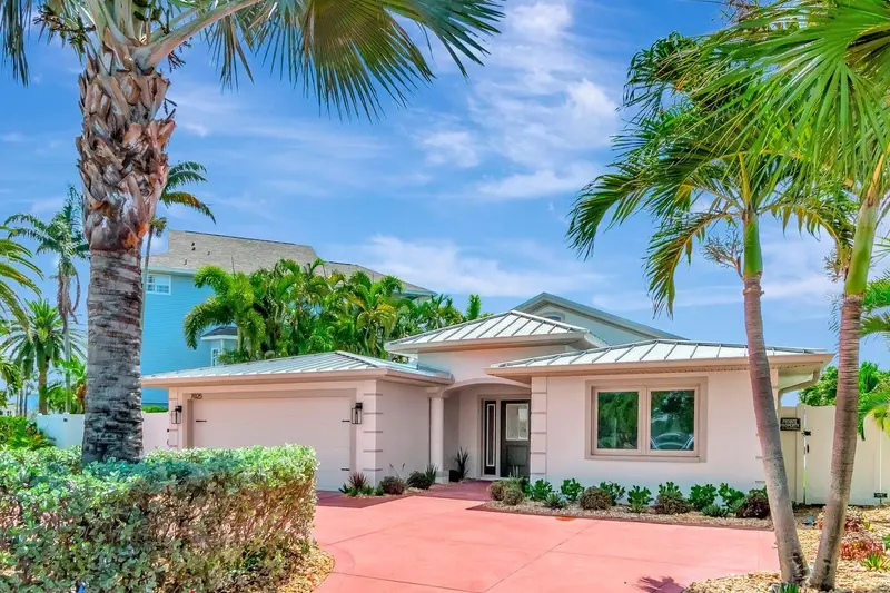 7025 Boca Ciega Dr, FL