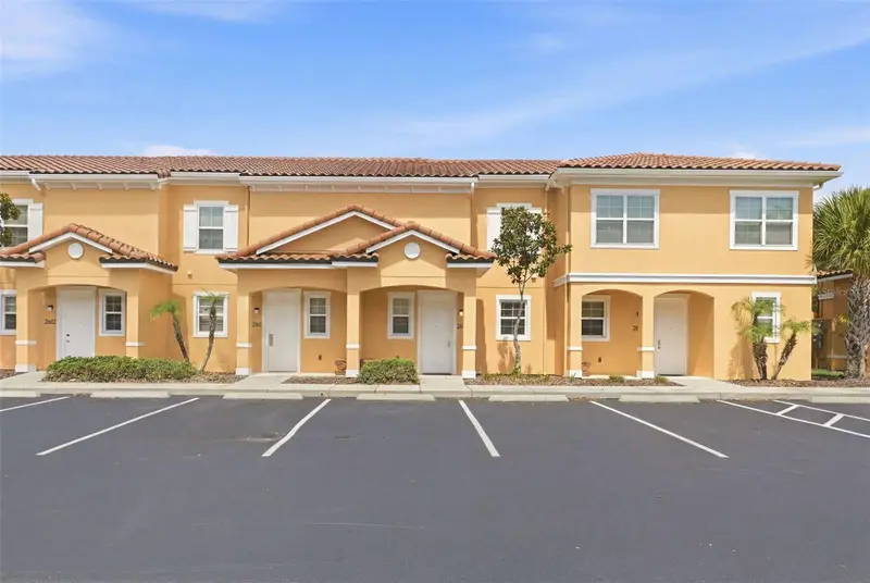 2606 Roadster Ln, FL