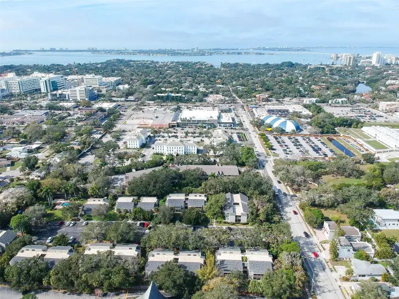 2224 Bahia Vista St #E6, FL