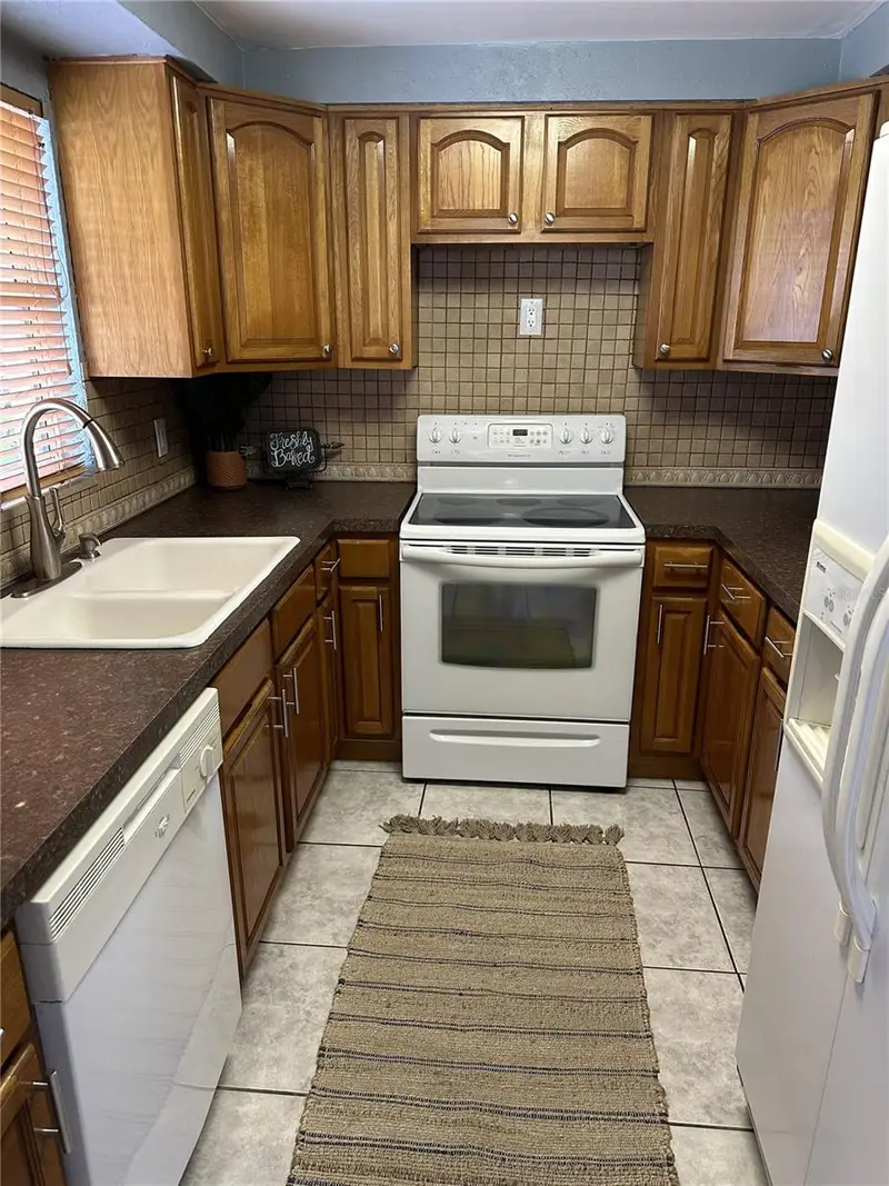 8892 79th Pl, FL