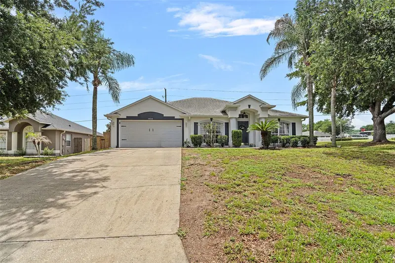 11506 Pineloch Loop, FL
