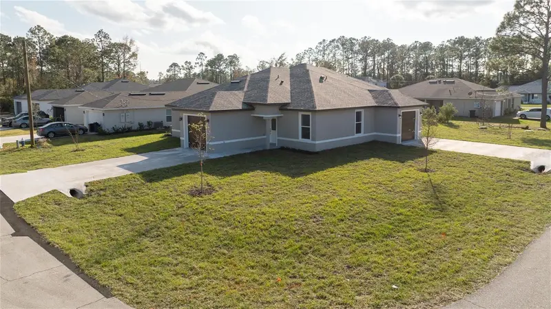 2 Rainbow Ln #A, FL