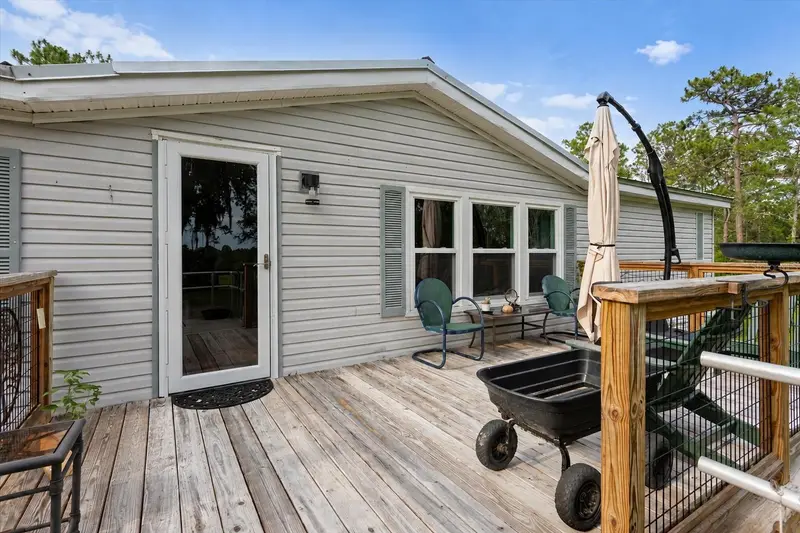 7220 Ne 24th Loop, FL