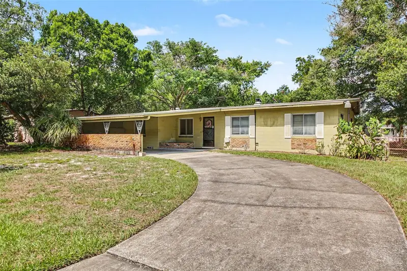 107 Fairlane Cir, FL