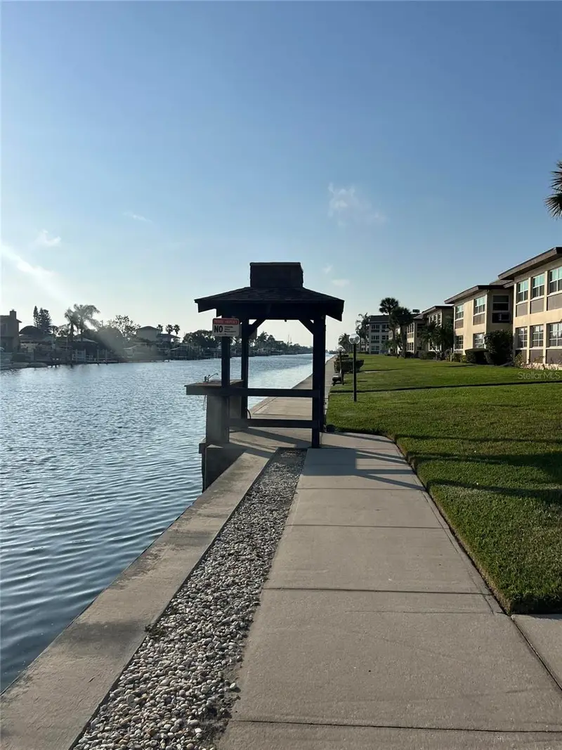 4754 Marine Pkwy #2, FL