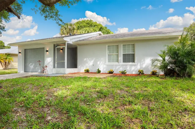 1010 Clearmont St, FL