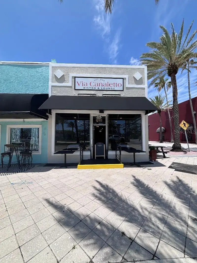 240 S Beach St, FL