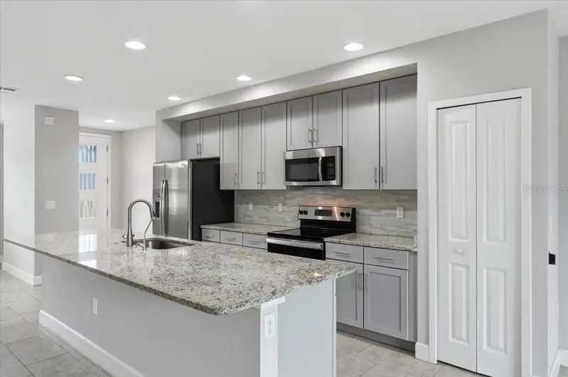 4712 Terra Esmeralda Dr, FL