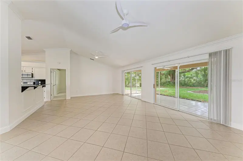 6101 55th Avenue Cir E, FL
