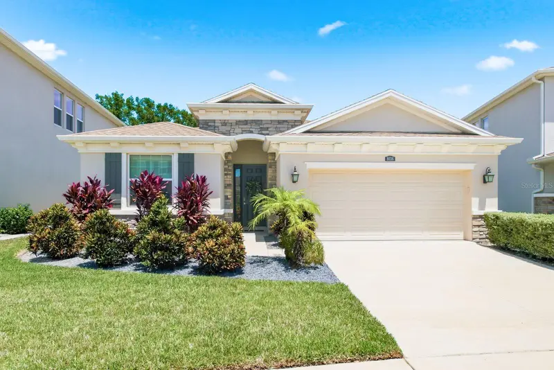 8036 Praise Dr, FL
