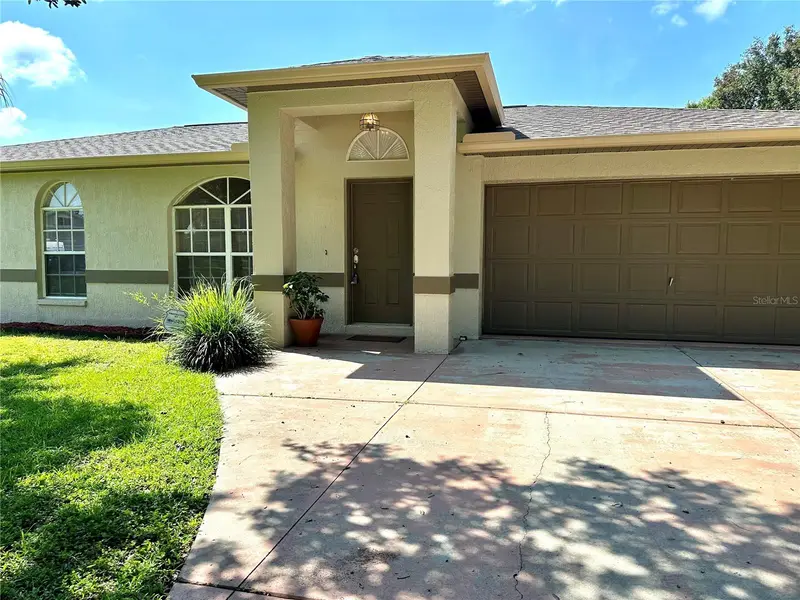4416 Redcoat Dr, FL