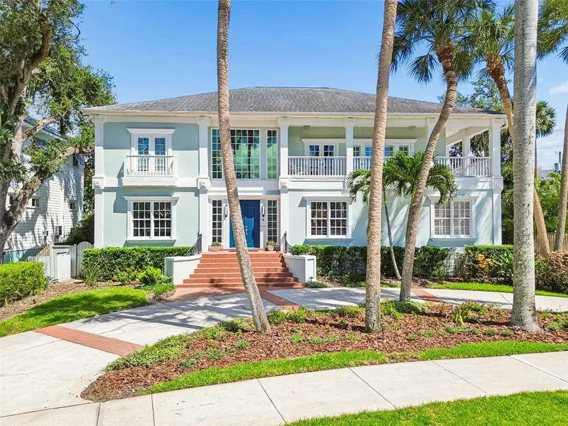 814 S Bayside Dr, FL