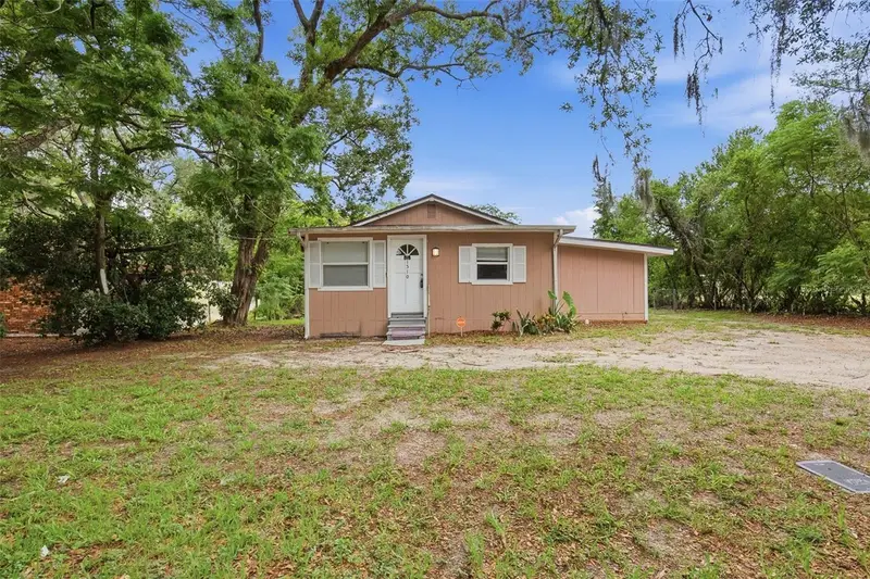 1510 E Navajo Ave, FL