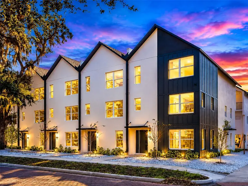 1606 Park Lake St #9, FL