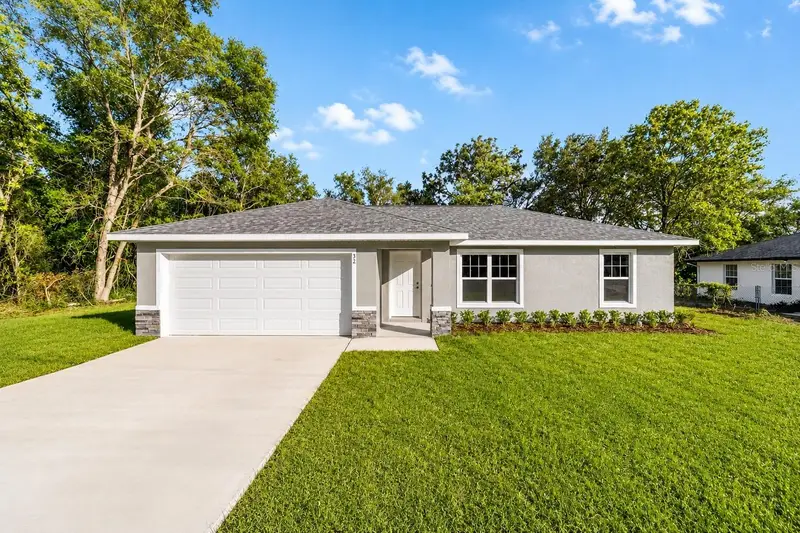 44 Almond Rd, FL