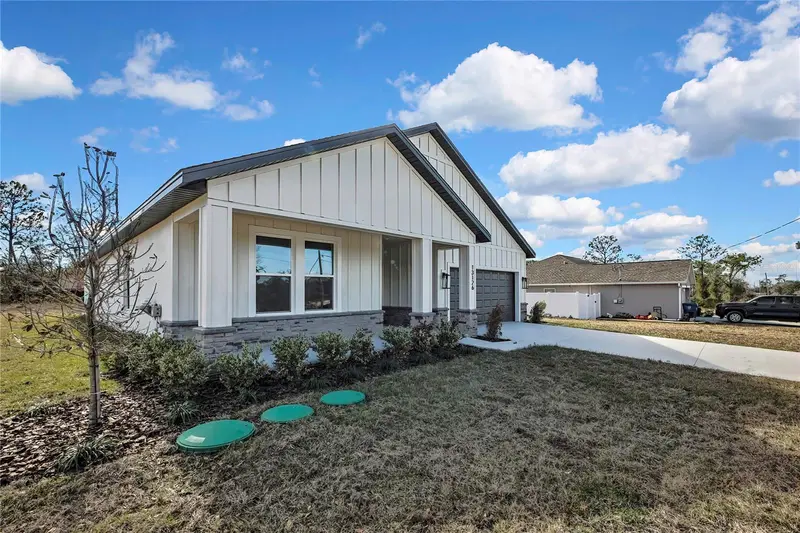 13136 Meadow Swallow Ave, FL