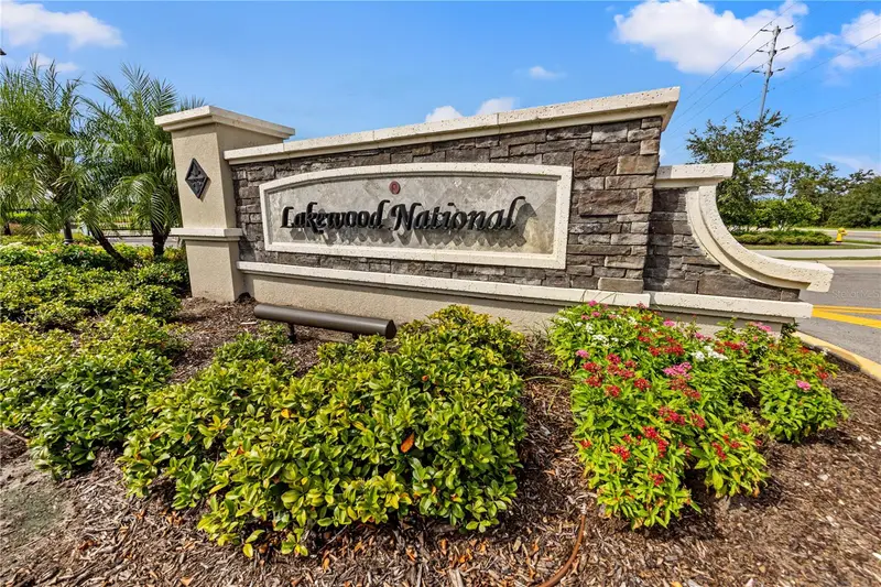 18114 Gawthrop Dr #402, FL