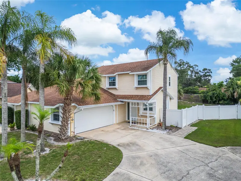 1025 Wentworth Ct, FL