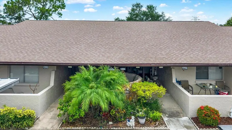 1204 11th Cir Se, FL