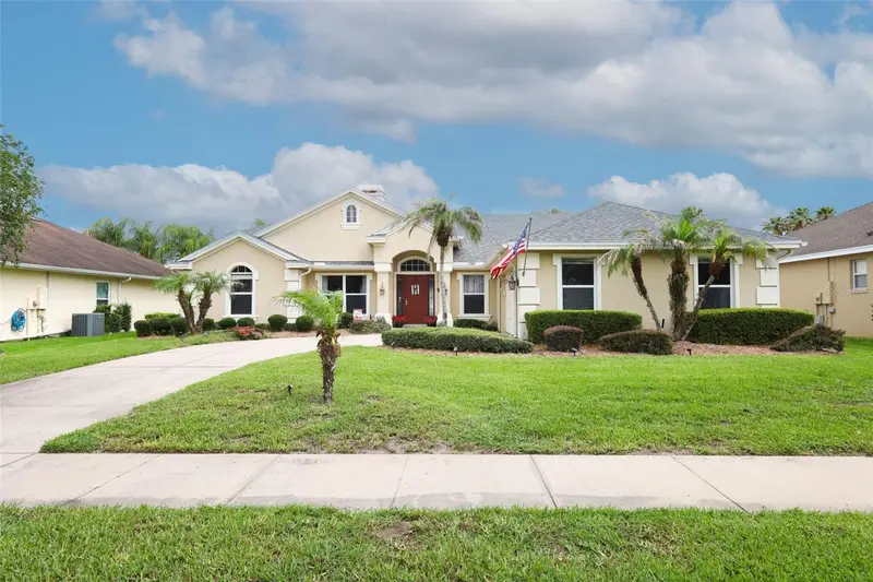 8 Roseberry Ct, FL