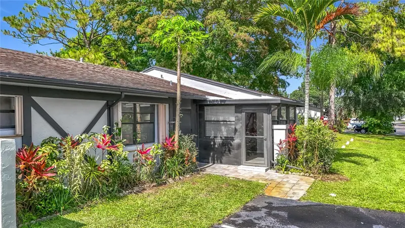55 Seminole Dr, FL