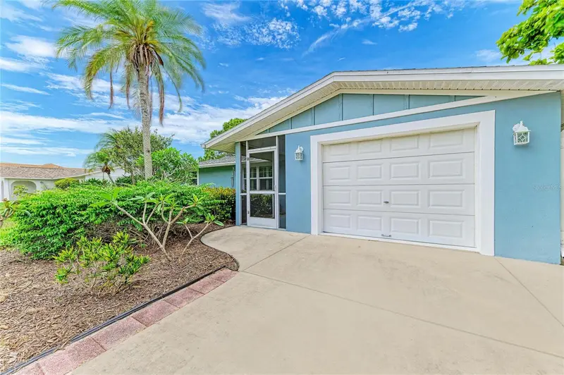 4400 Zenith Rd, FL