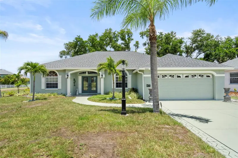 9001 69th Avenue, FL
