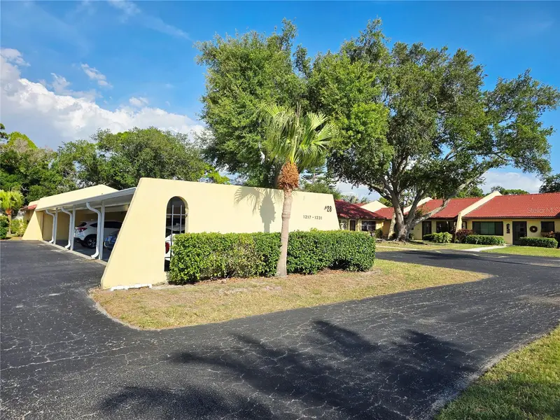1225 56th St W, FL