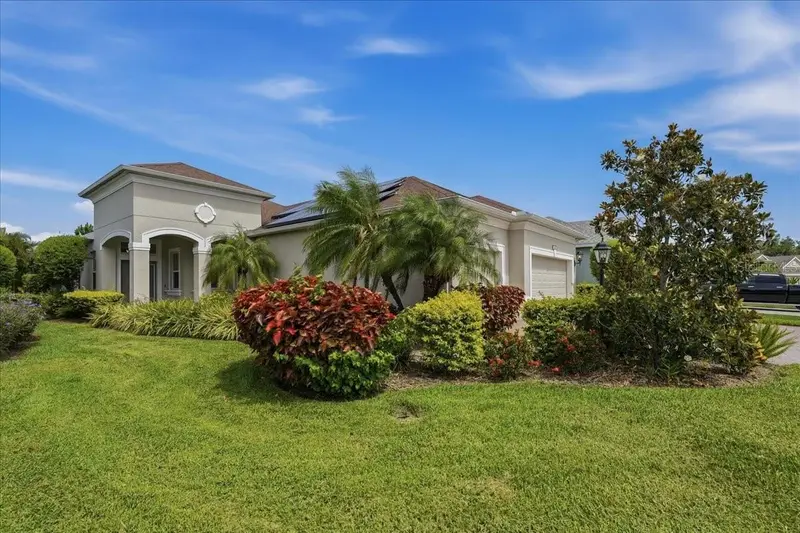 3613 Woodcliff Lake Ter, FL