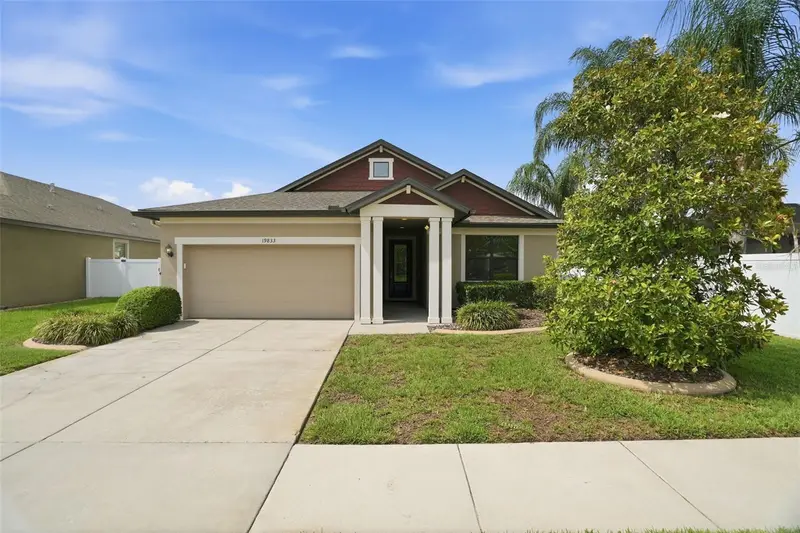 19833 Hidden Glen Dr, FL