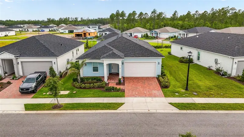 6 Falmouth Dr, FL