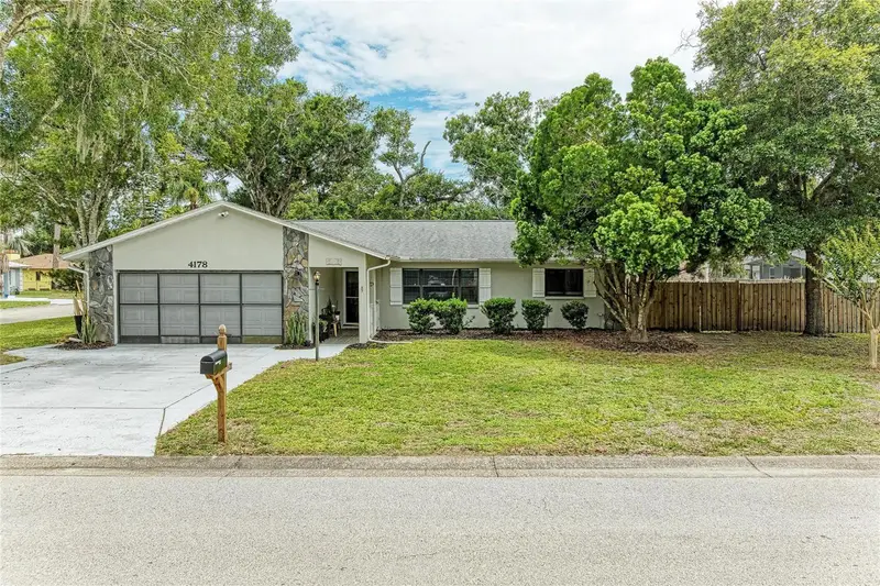 4178 Chisholm Dr, FL