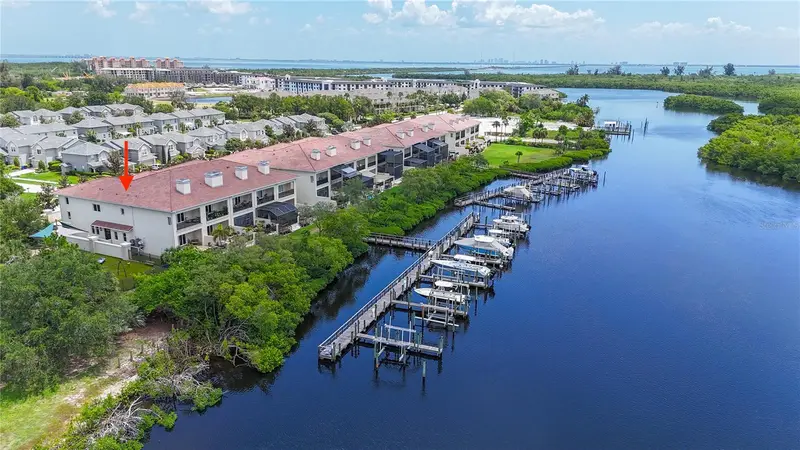 1008 Paseo Del Rio Ne, FL