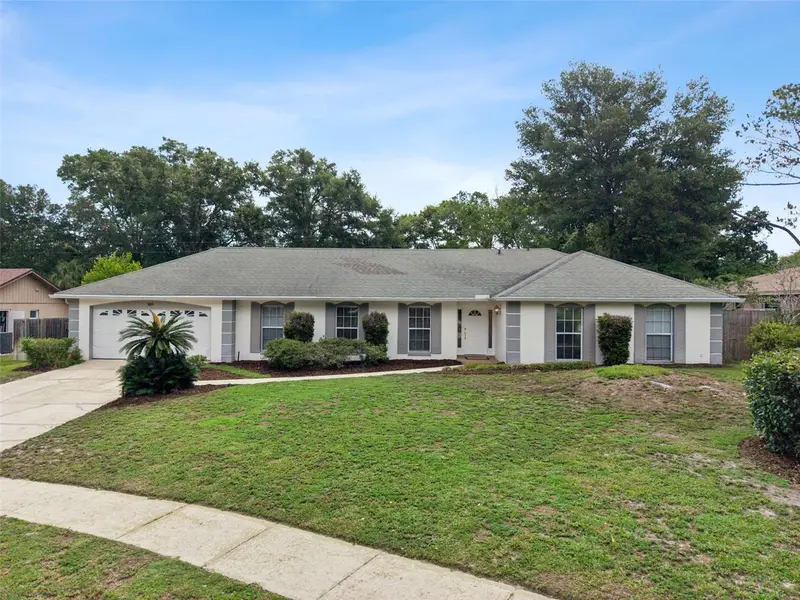 Sweetwater Oaks listing