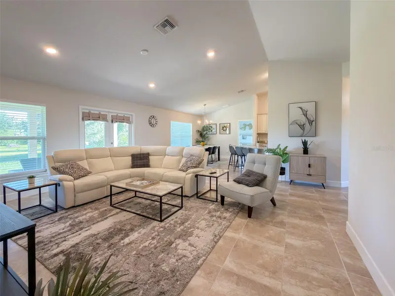 249 Rotonda Blvd W, FL