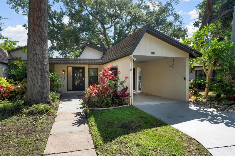 2227 Circlewood Dr #52, FL