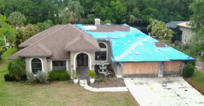 3749 Embassy Cir, FL