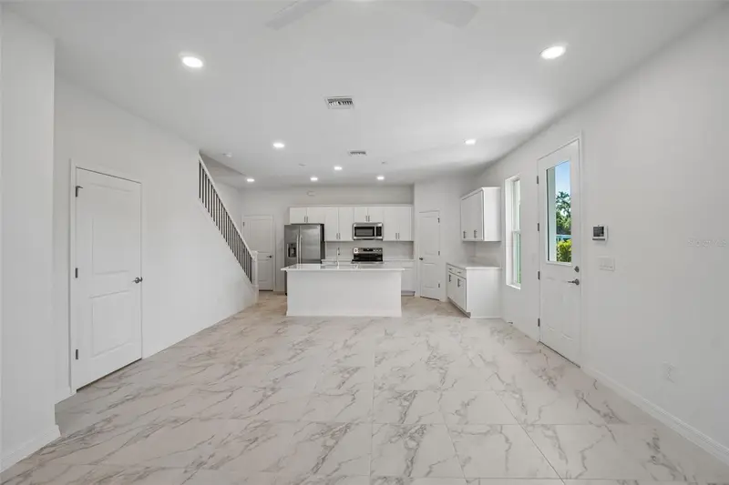 616 Silver Stream Ct, FL
