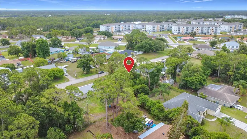 428 Azalea Ave Se, FL