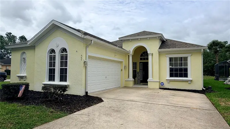 660 Tupelo Cir, FL