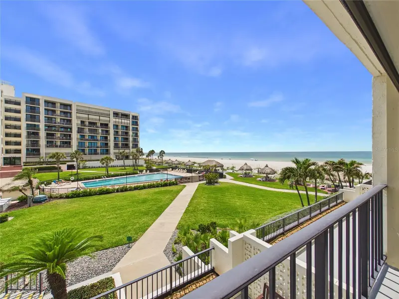 1400 Gulf Blvd #212, FL