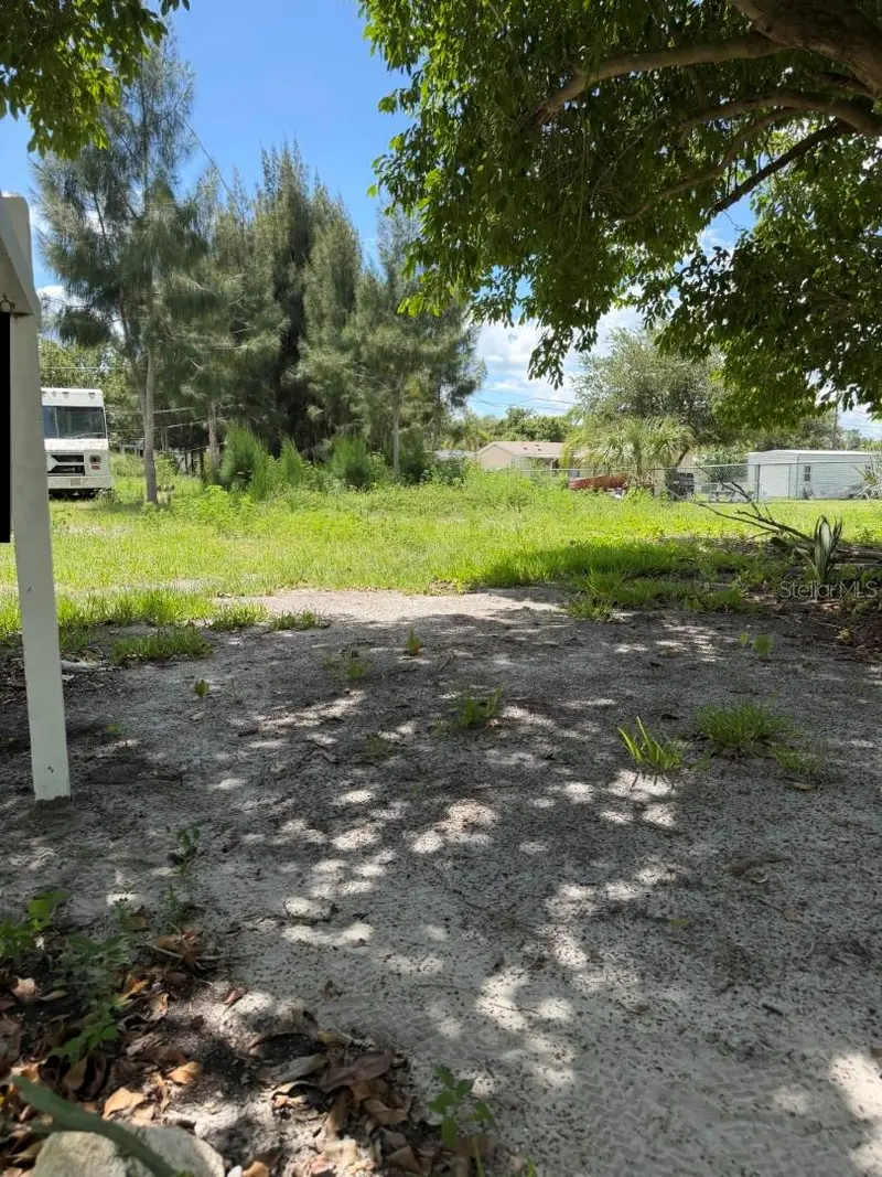 5497 Maze Dr, FL