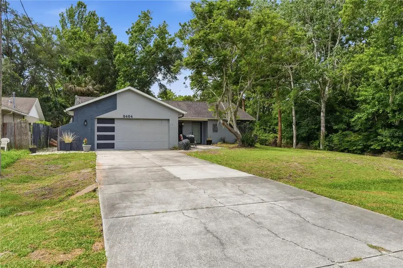 8464 W Bradshaw St, FL